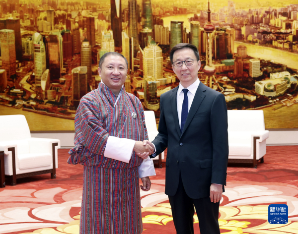韩正会见不丹外交大臣丹迪·多吉1.jpg